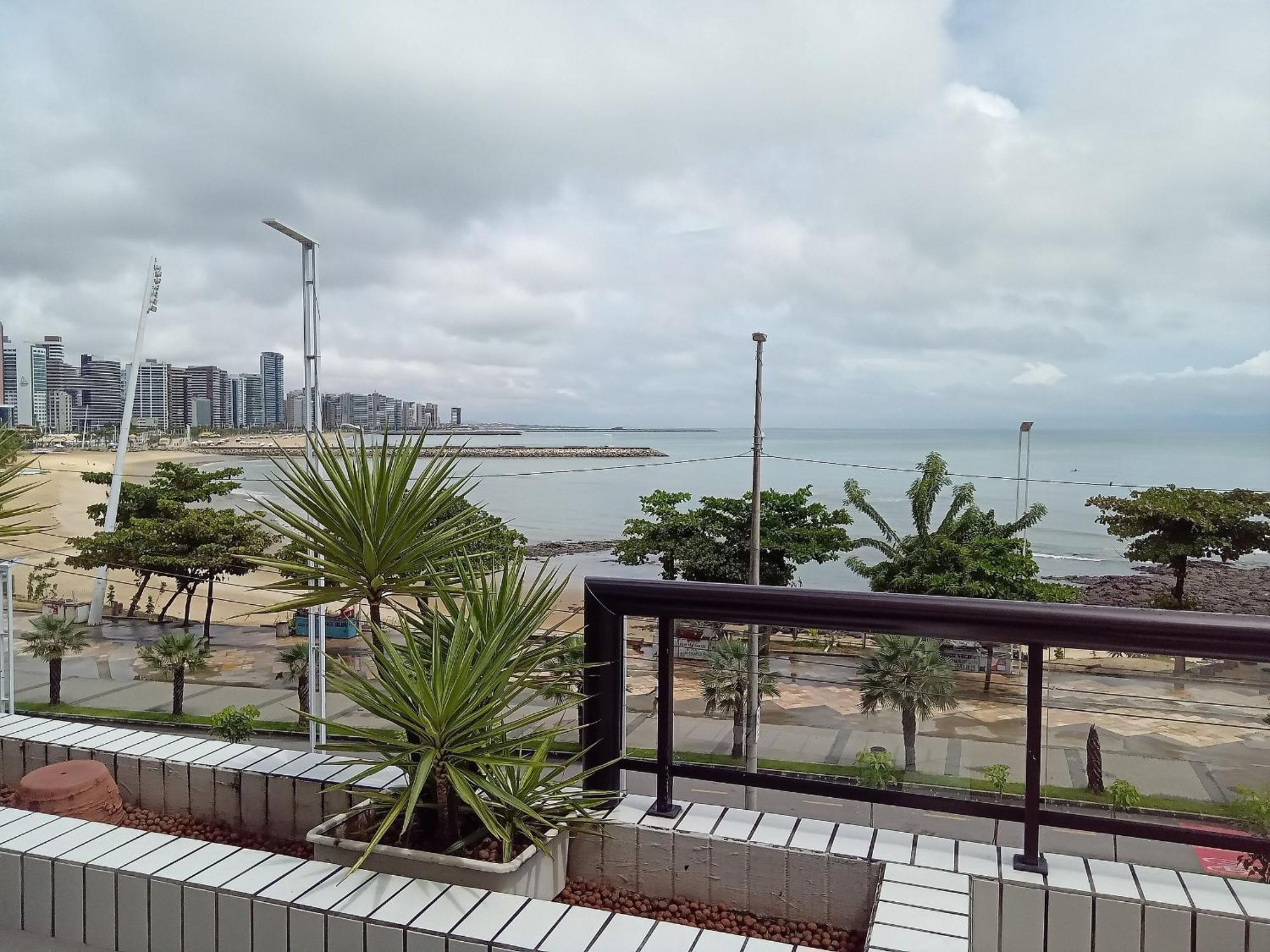 Flat Blue Tree By Escala Imoveis Hotel ฟอร์ตาเลซา ภายนอก รูปภาพ